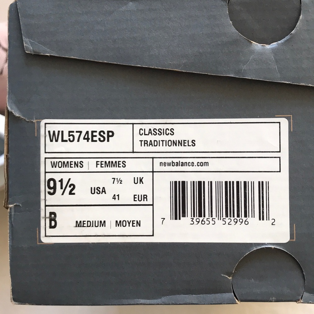 BRAND NEW New Balance 9 1/2